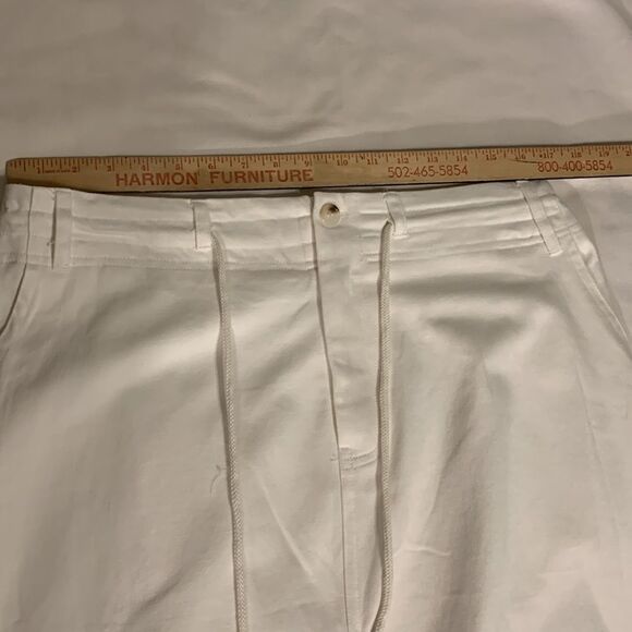 Size Large Pure White 100% Cotton Skirt with Center Split - Picture 8 of 8